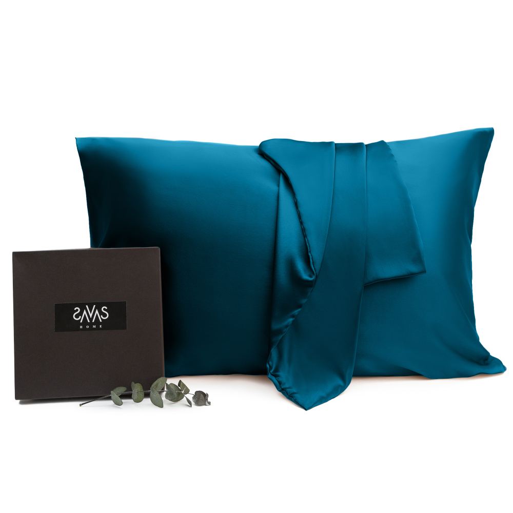 Šilkinis pagalvės užvalkalas „Turquoise“. Šilkiniai pagalvių užvalkalai . Prabangus turkio spalvos šilko užvalkalas elegantiškai patalynei.